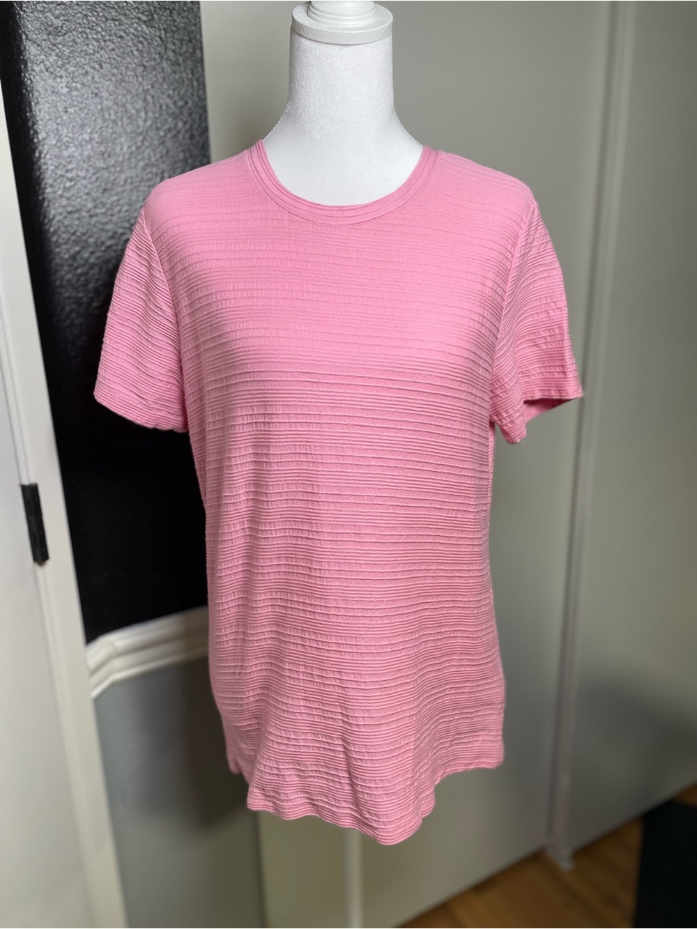Laura Scott Pink Textured Short Sleeve Tee